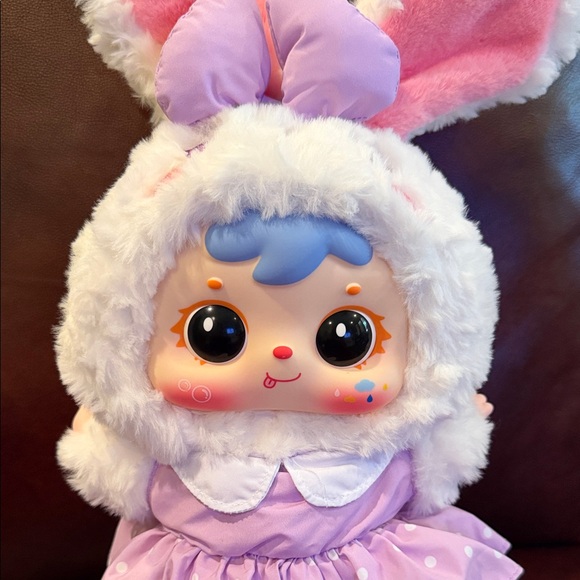 400% Samuel White Rabbit - Picture 2 of 6